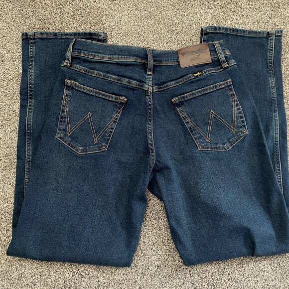 Men's Wrangler Relaxed Fit Straight Stretch Dark Blue Denim Jeans, 30, 34, 36 - Picture 2 of 8